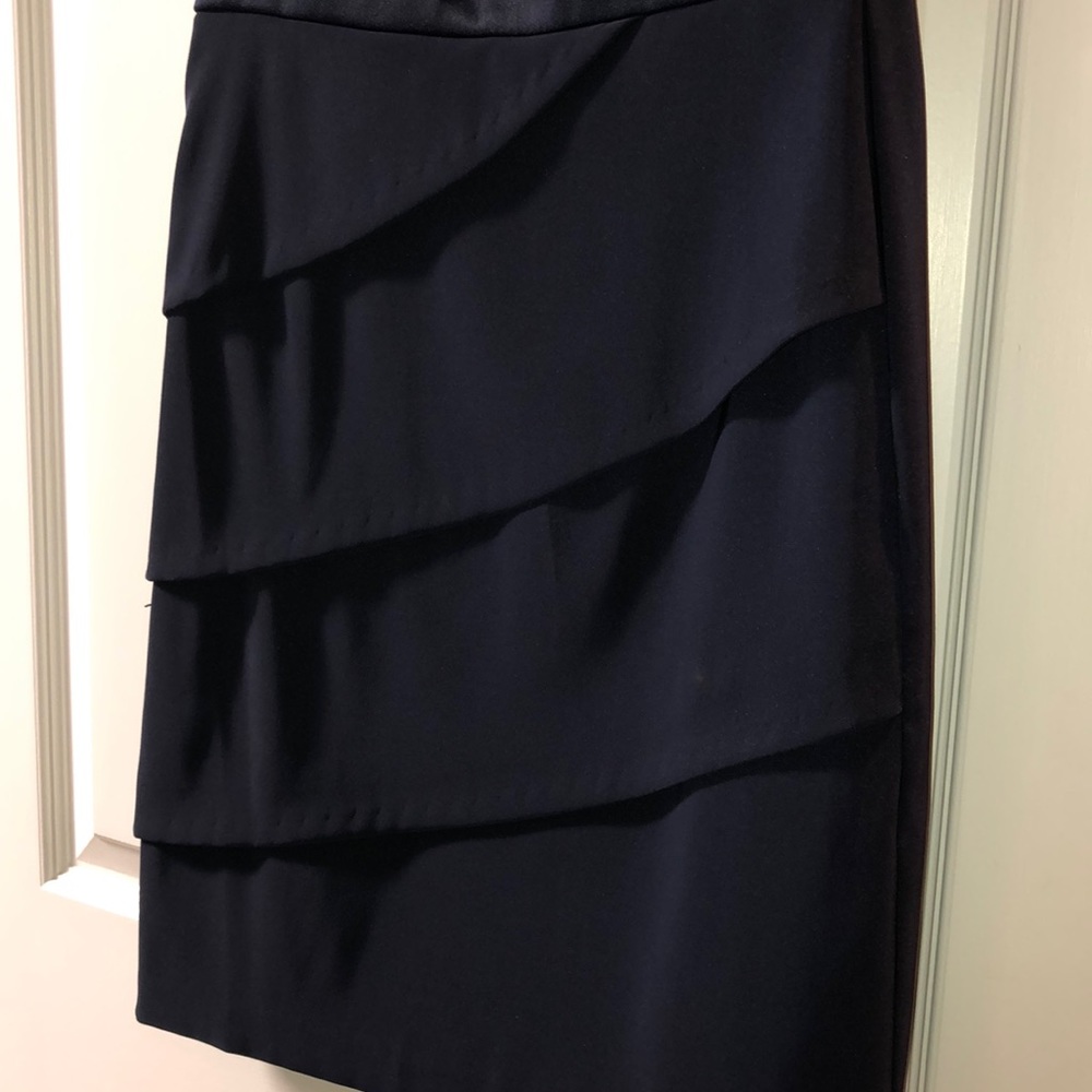 Dress - Picture 3 of 8